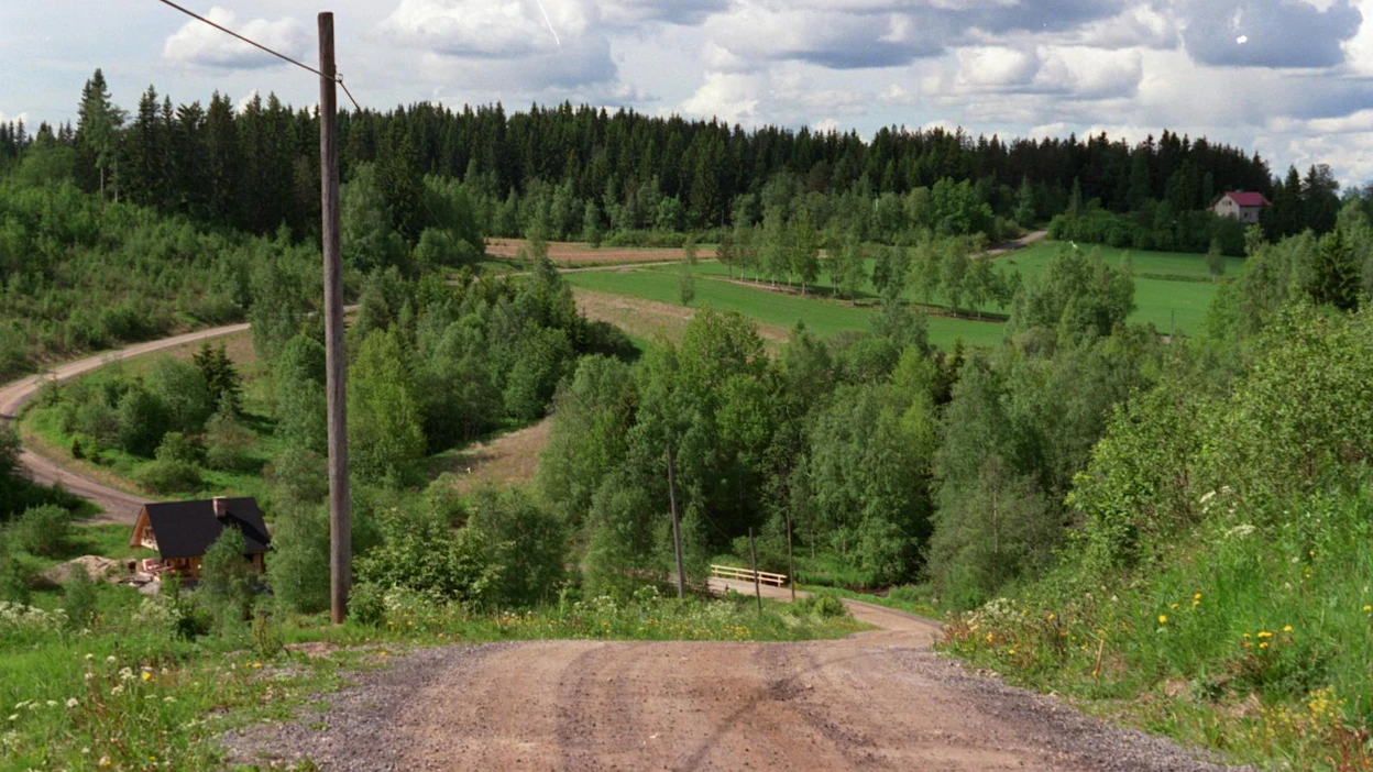 Maaseudun asukkaat päättävät ja maksavat itse asumisestaan, kirjoittaa Petri P. Pentikäinen