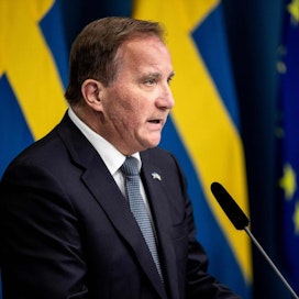 Löfven sanoi kesäpuheessaan, että päätös on kypsynyt ajan kuluessa. Lehtikuva/AFP
