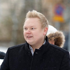Kauhavalainen kansanedustaja Antti Kurvinen toimii keskustan eduskuntaryhmän puheenjohtajana.