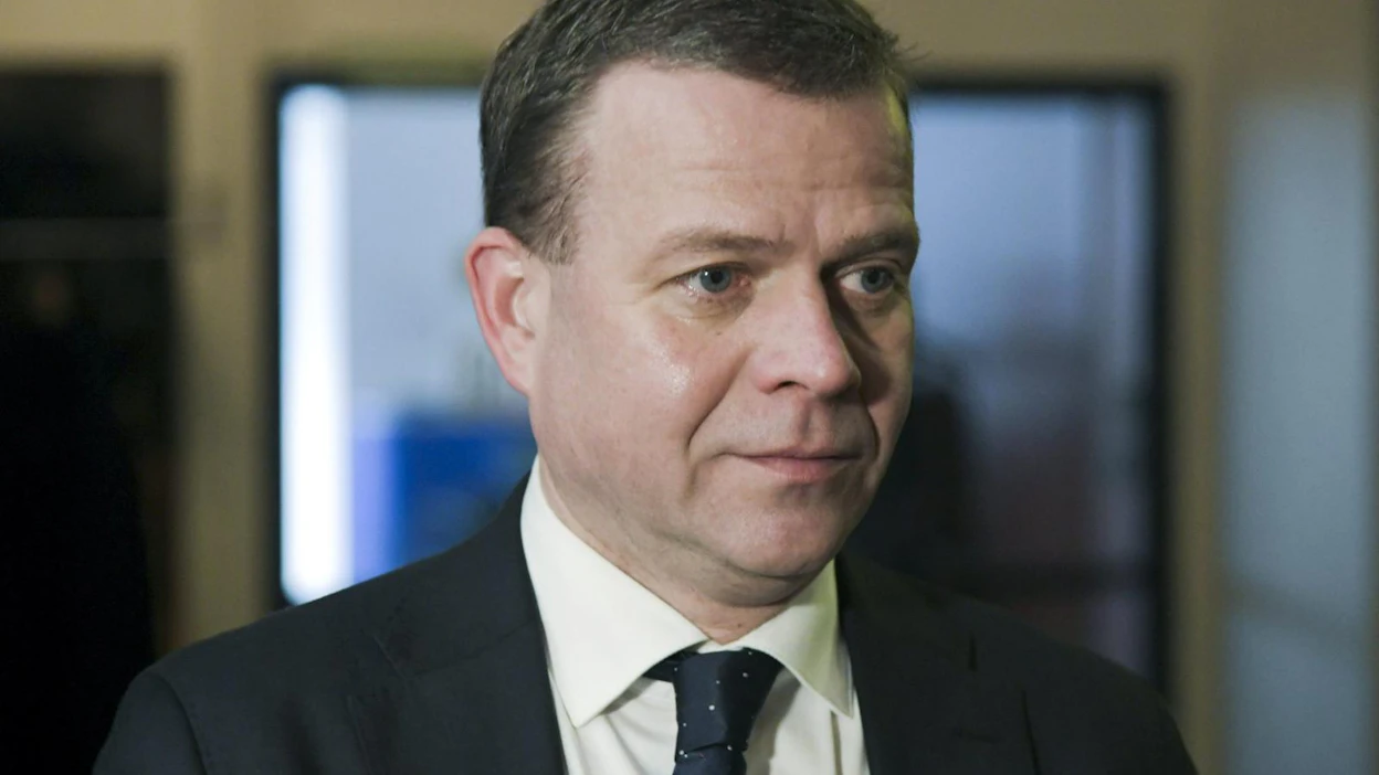 Orpo vertaa Suomen tilannetta 1990-luvun alun lamaan, jolloin perustettiin uusia välineitä innovaatioiden rahoittamiseen. LEHTIKUVA / MARKKU ULANDER