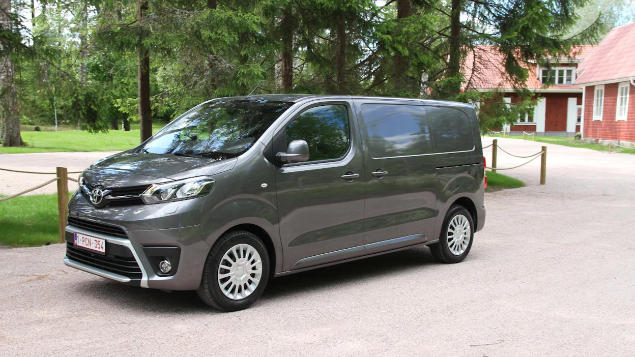 Vuoden 2016 Toyota Proace
