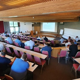 Suomen Hippoksen valtuuskunnassa on 42 varsinaista jäsentä ja yksi nuorison edustaja. Lisäksi valtuuskunnan kokoukseen osallistuu keskusjärjestön hallitus, jonka jäsenistä kaksi on myös valtuuskunnan jäseniä.