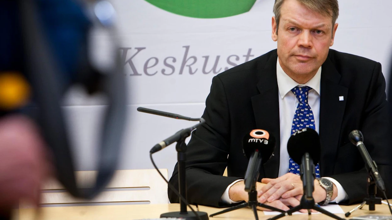 "Itse en hoksannut keväällä 2015, että sodaksi tämä menee", Timo Kaunisto kirjoittaa.