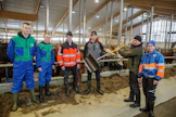 Neljän serkun sarja Tatu Heiskanen (vas.), Jere Pulkka, Juho Pulkka ja Ville Pulkka opiskelevat maatalousalaa Savonia-ammattikorkeakoulussa Iisalmessa. Vieremäläiset maitotilalliset Tuomas ja Satu Pulkka siirtävät tulevaisuudessa vastuun lapion pojilleen Juholle ja Villelle.