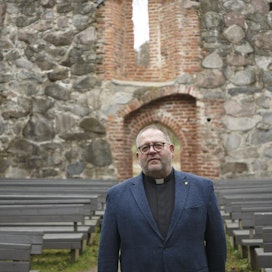 Pälkäneen kirkkoherra Jari Kemppainen on toiminut aktiivisesti pääkallojen palautuksen puolesta sen jälkeen, kun ruotsinsuomalainen ryhmä otti asiassa häneen yhteyttä kolmisen vuotta sitten. LEHTIKUVA / Kalle Parkkinen.