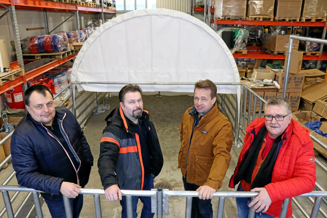 FinnLacto sai lisää hartioita, kun yrityksen palvelukseen tulleet Reiskoneen omistajat Jukka Lähetkangas (vas.) ja Tero Savela siirtyvät helmikuun alusta myös FinnLacton omistajiksi nykyisten omistajien Vesa Wilénin ja Pasi Niemen rinnalle.