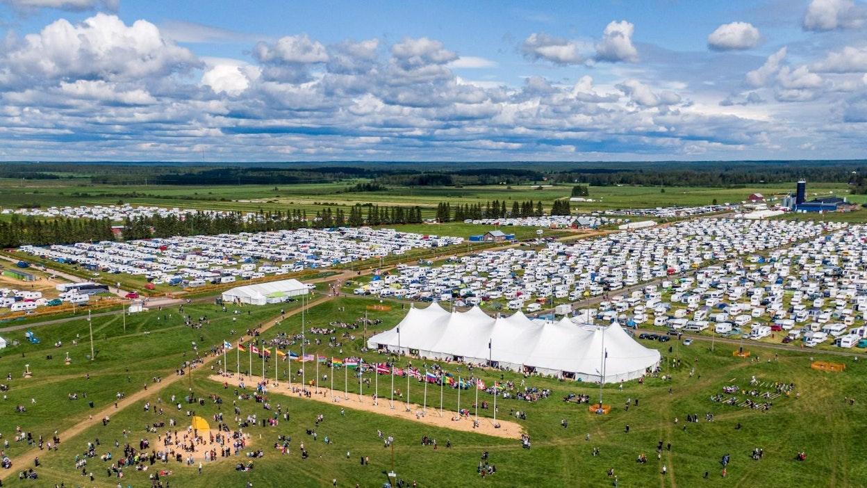 Ilmakuva Suviseuroista Muhoksella viime kesänä. LEHTIKUVA / HANDOUT