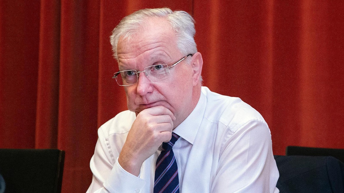 Suomen Pankki odottaa Suomen viennin toipuvan nopeasti, ja yltävän koronapandemiaa edeltäneelle huipputasolleen jo tänä vuonna. Pääjohtaja Olli Rehn arvioi julkisen talouden näkymien olevan kuitenkin heikot.