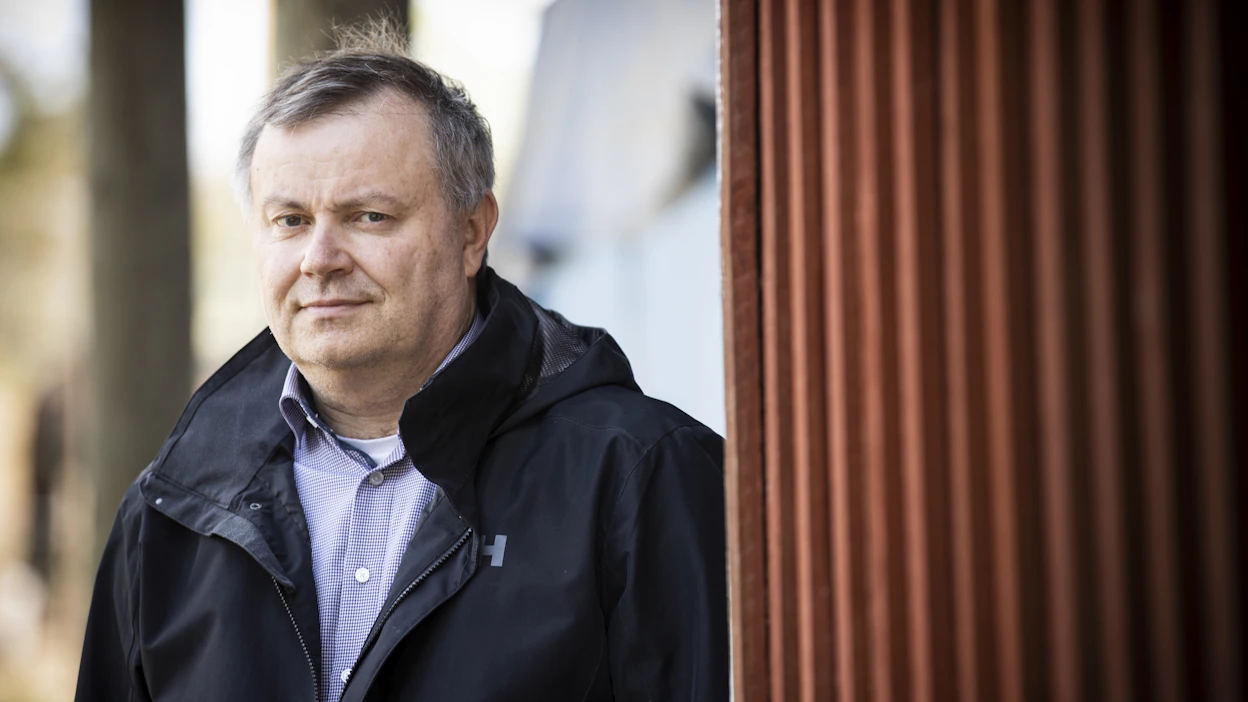 ”Elämme muuttuneessa maailmassa, jossa ei ole mahdollista jatkaa kuin mitään ei olisi tapahtunut”, Markus Lahtinen painottaa. Siksi tarvitaan niin kansalaisten, Suomen kuin EU:n tasollakin rehellisyyttä ja jaksamista kohdata myös tiukemmat talouden ajat.