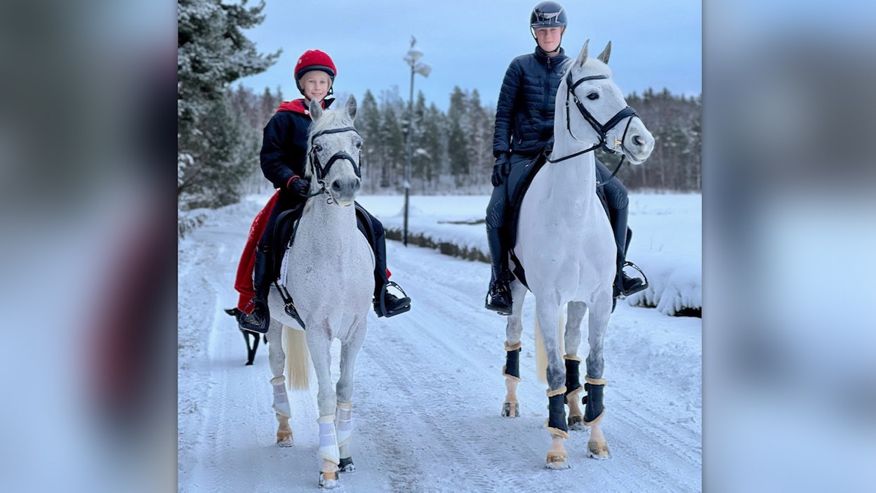 Veljekset Mikko (oik.) ja Oskar Moisala ovat pienestä pitäen ratsastaneet yhdessä.
