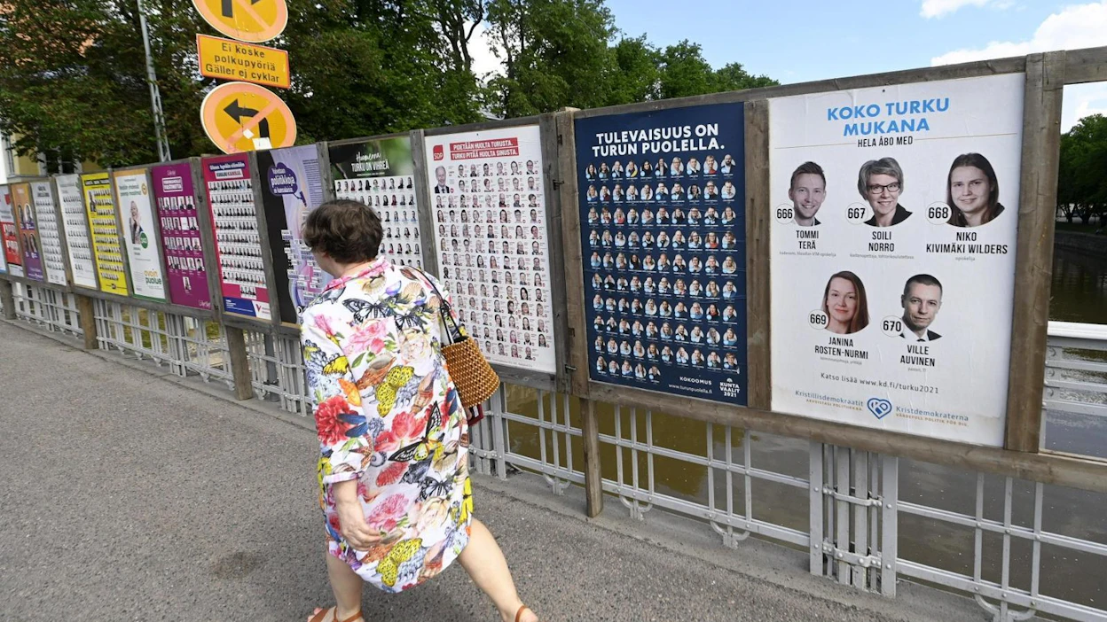 Kuntavaaleissa on aiemmin ollut nähtävissä vahva korrelaatio ehdokkaiden kokonaismäärän ja lopullisen vaalituloksen välillä. LEHTIKUVA / VESA MOILANEN