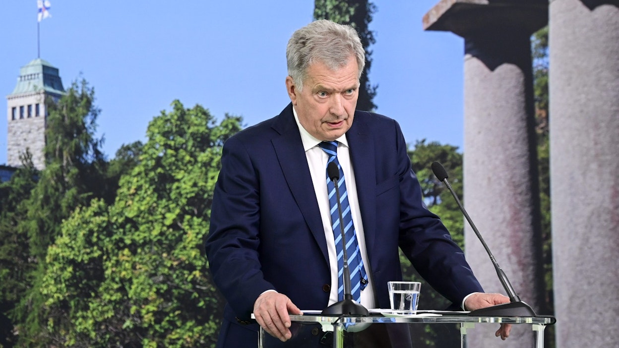 Niinistön mukaan Nato-jäsenyyden vaikutus puolustusvoimien toimintaan olisi vähäinen. Lehtikuva / Markku Ulander.