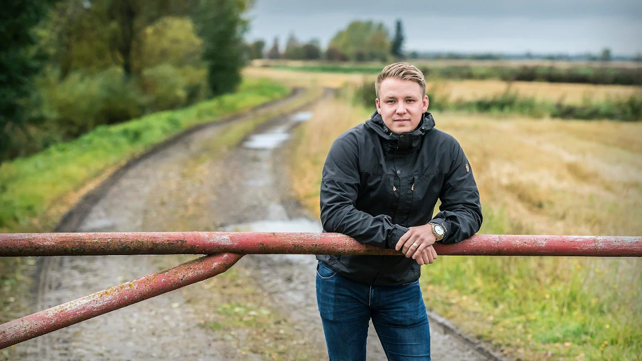 Seinäjokelainen Jussi Hautamäki on huomannut, että viljelijäksi ryhtyminen ei ole lainkaan helppoa, jos ei ole mahdollisuutta jatkaa perheen tai suvun tilaa.