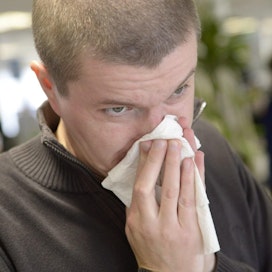 Esimerkiksi virusperäiseen flunssaan antibiootit eivät pure. LEHTIKUVA / Markku Ulander