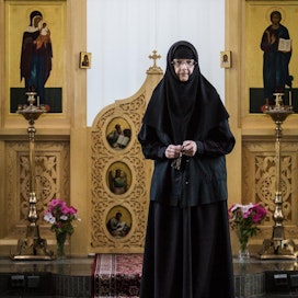 Kreikan luostarivuodet tarjoavat sisäisiä muistoja nunna Kristodulille, joka on nuoresta pitäen kirjoittanut paljon. Kreikassa hän piti päiväkirjaa lähes 30 vuoden ajan.