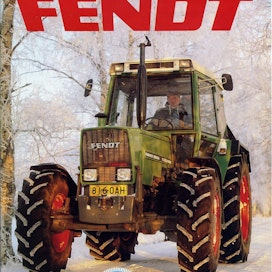 T-maatalouden painattaman esitteen kannessa kerrotaan kolmen vuoden takuusta ja muistutetaan, että Fendtin valmistusmaa on Saksa. esite on vuodelta 1990.