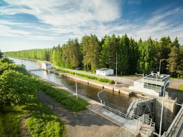Lähes puolet Saimaan kanavasta sijaitsee Venäjältä vuokratulla alueella.