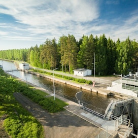 Lähes puolet Saimaan kanavasta sijaitsee Venäjältä vuokratulla alueella.