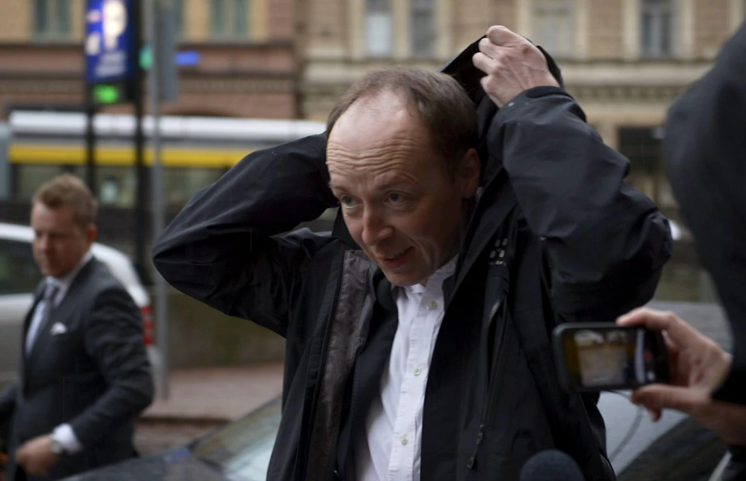 Perussuomalaisten puheenjohtaja Jussi Halla-aho saapui puoluetoimistolle aamulla. LEHTIKUVA / EMMI KORHONEN
