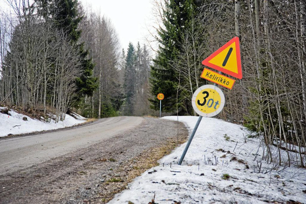 Biotalouden kasvu tulee pienten teiden varsilta, joten tiestön on oltava kunnossa.
