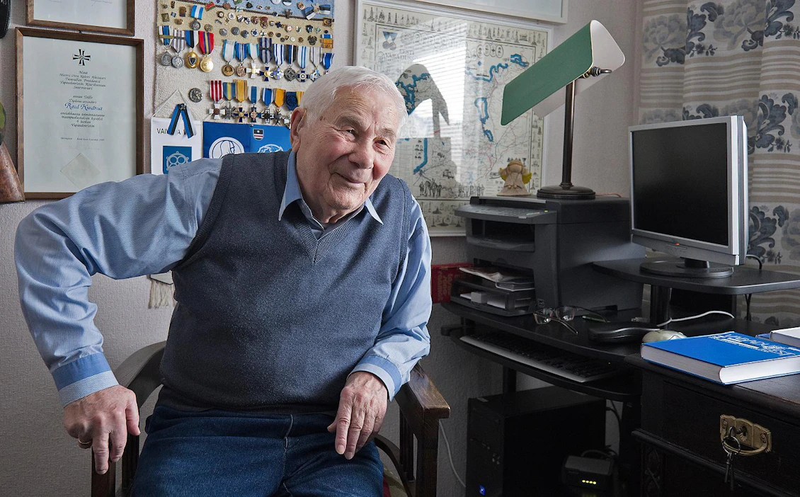 Raul Kuutma kuoli 96-vuotiaana heinäkuussa 2021 Tallinnassa. Kuva MT:n haastattelusta vuodelta 2018.