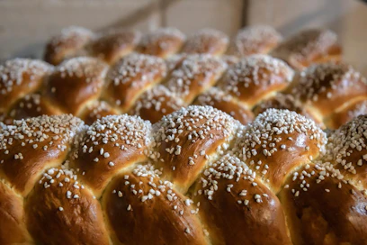 Perinteinen pulla maistuu suomalaisille.