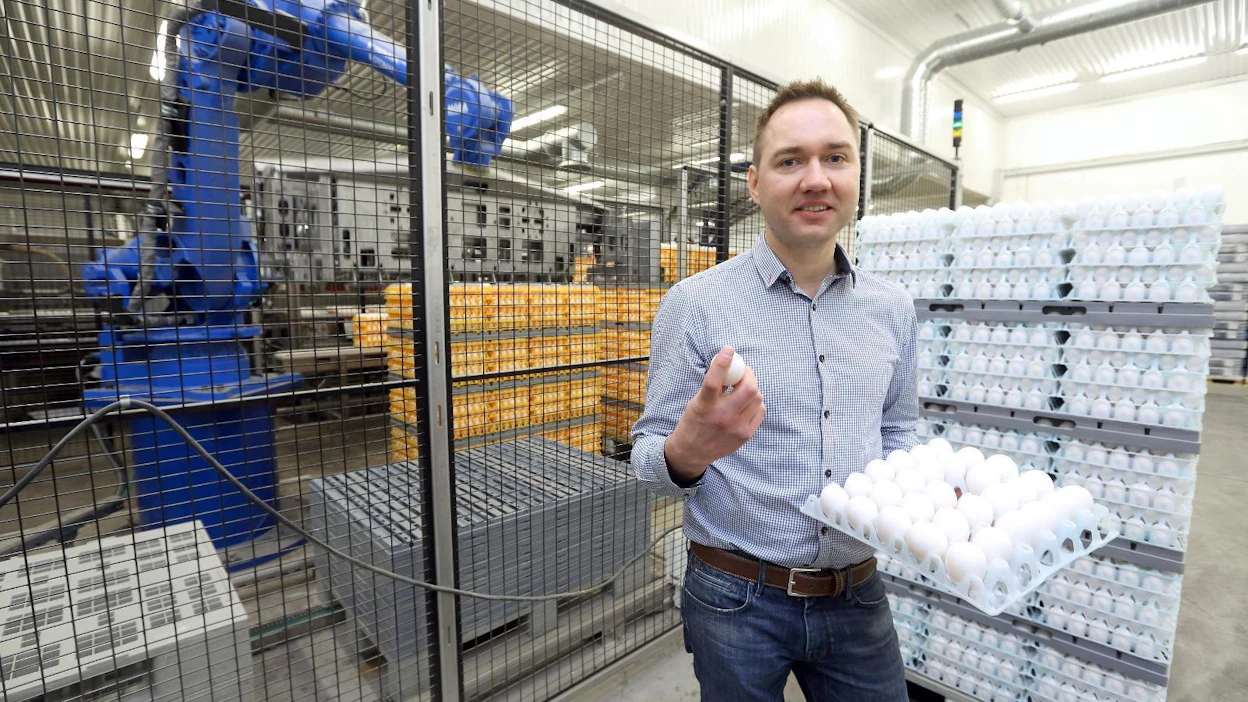 "Ihmiset syövät enemmän kananmunia kuin pitkään aikaan", iloitsee Satamunan toimitusjohtaja Toni Haavisto.