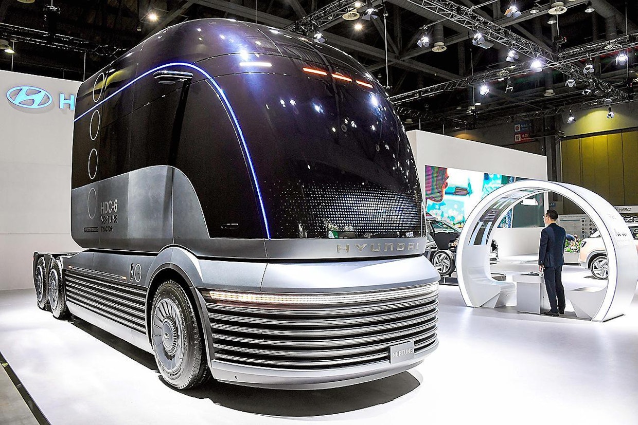 Hyundai esitteli heinäkuun alussa HDC-6 Neptune -konseptin koreassa H2 Mobility and Energy 2020 -näyttelyssä. Sarjatuotannossa tämä on noin 3–4 vuoden kuluessa ja toimintasäteeksi arvioidaan jopa 1 000 kilometriä.