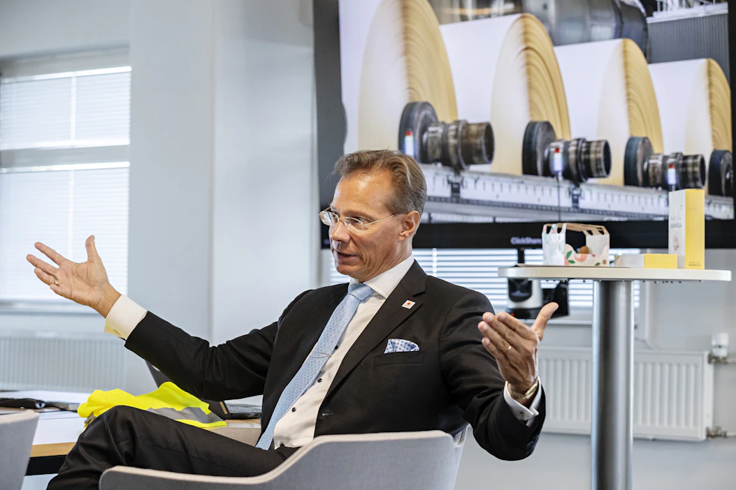 Stora Enson toimitusjohtaja Hans Sohlström Oulun kartonkitehtaan avajaisissa viime vuonna.