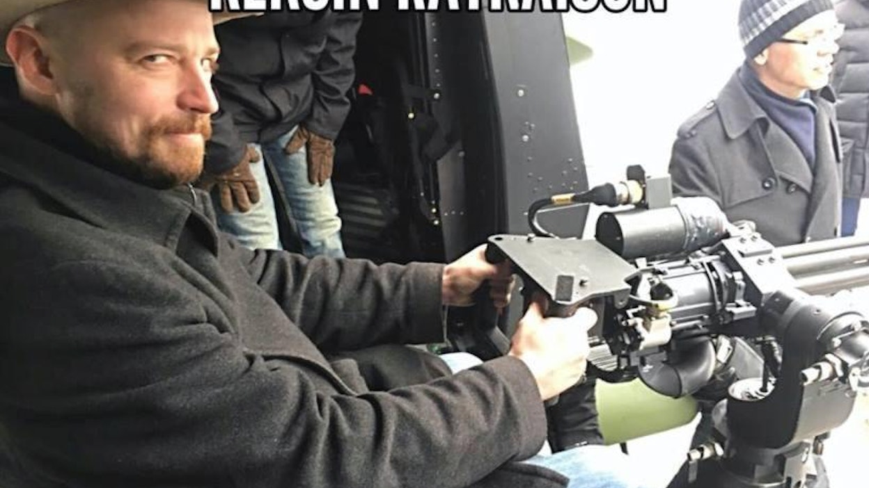 Mikko Kärnä kertoo tämän kuvan johtaneen