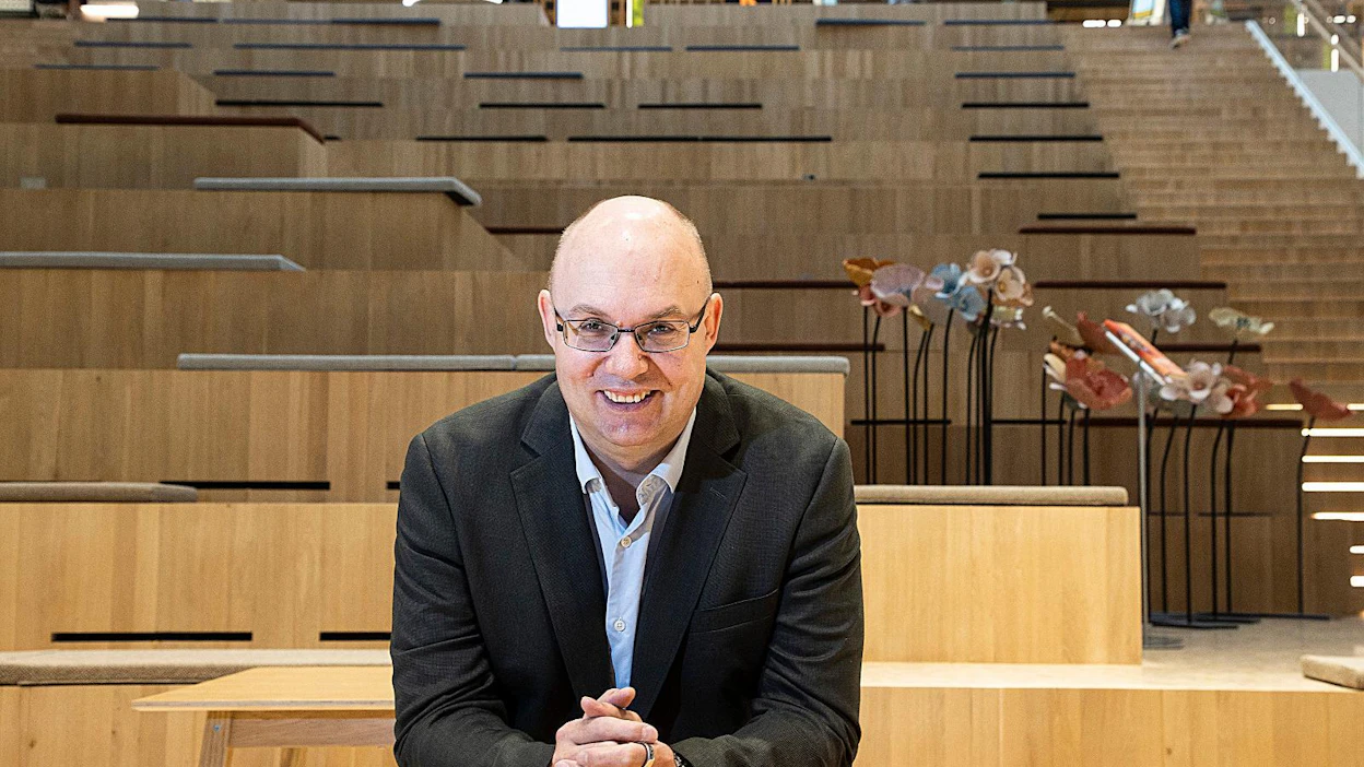 Ari Akseli on oppinut, että kaikki viisaus ei asu pääkonttorissa, vaan paljon uutta ja hyvää syntyy maakunnissa. "Me halutaan, että kaupoilla on paikallisia tuotteita ja että jokainen K-kauppa on erilainen."