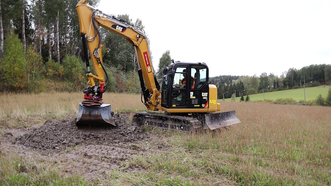 CAT 308E2 CR SB -kaivinkone otti vertailun kolmossijan.