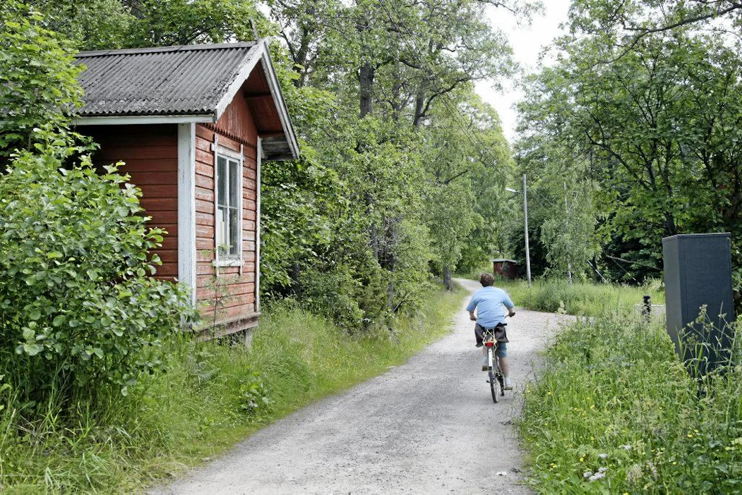 Seilin saari, Länsi-Turunmaa. Kesä, pyöräilijä, loma.
