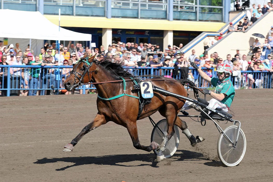 Issaquah Sundin voitto sai Hannu Torvisen tuulettamaan.