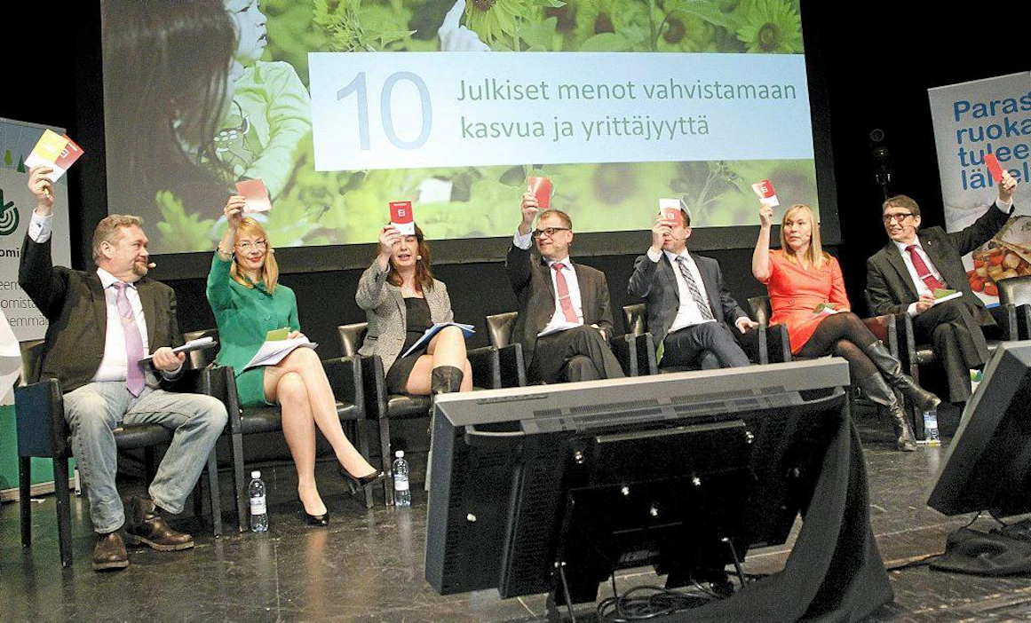 Vasemmistoliiton Jari Myllykoski suhtautuu turkistarhaukseen kahtiajakoisesti, koska hän epäilee sinänsä laillisen elinkeinon menettävän tulevaisuudessa mahdollisuutensa.
