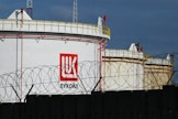 Lukoil omistaa muun muassa Suomen Teboilin. LEHTIKUVA/AFP. 