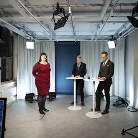 Presidenttiehdokkaat valmistautuivat MT Liven tenttiin tiistaina. Toimituspäällikkö Stina Haaso haastatteli Pekka Haavistoa ja Alexander Stubbia.