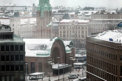 Helsinki ei lämpene maakunnille.