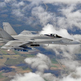 F/A-18 Hornet -monitoimihävittäjiä osallistuu harjoitukseen lähes 30.