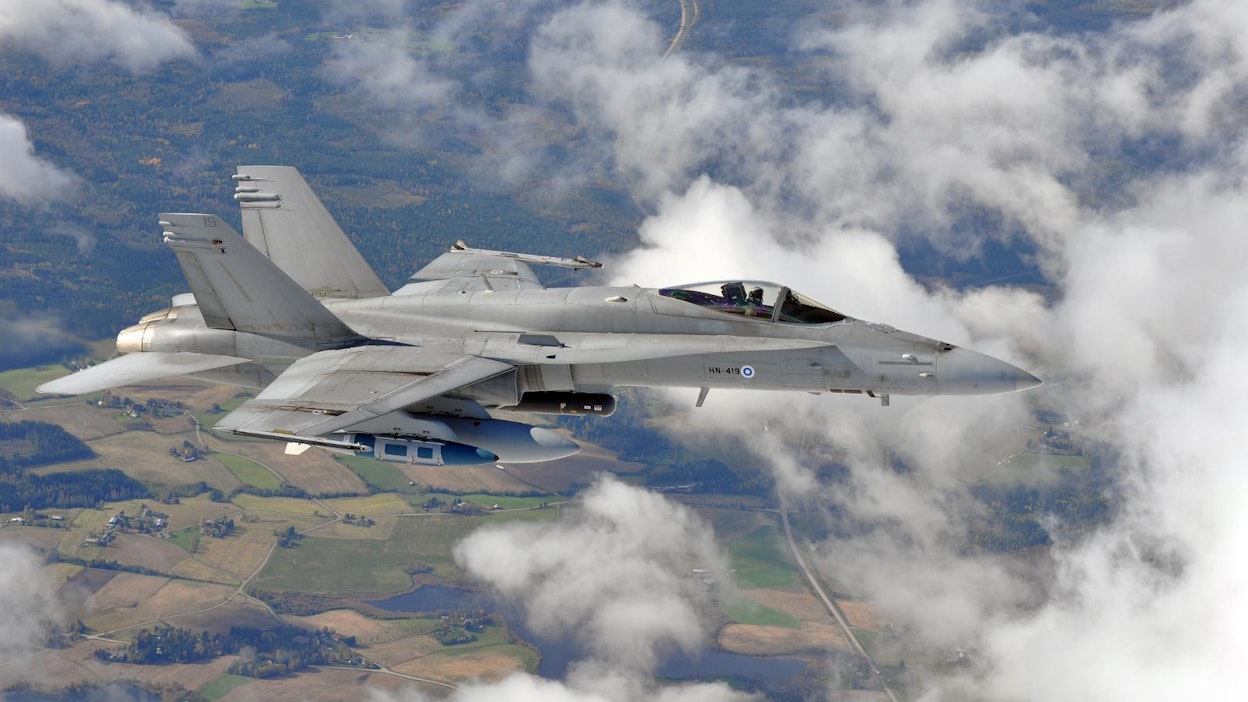 F/A-18 Hornet -monitoimihävittäjiä osallistuu harjoitukseen lähes 30.