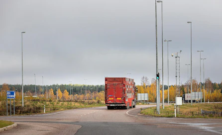 Eläinkuljetuksia säädellään erilaisilla EU-kuljetusdirektiiveillä. Animalia painottaa, että nyt voimassa oleva poikkeustilanne vaikeuttaa säädösten noudattamista.