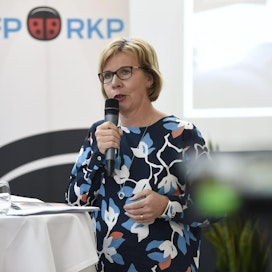 &quot;Olemme nähneet, millaisia vaikutuksia RKP:n poissaololla hallituksesta on ollut esimerkiksi koulutukseen ja tutkimukseen, sosiaali- ja terveydenhuollolle sekä maamme kaksikielisyydelle&quot;, sanoo puheenjohtaja Anna-Maja Henriksson.
