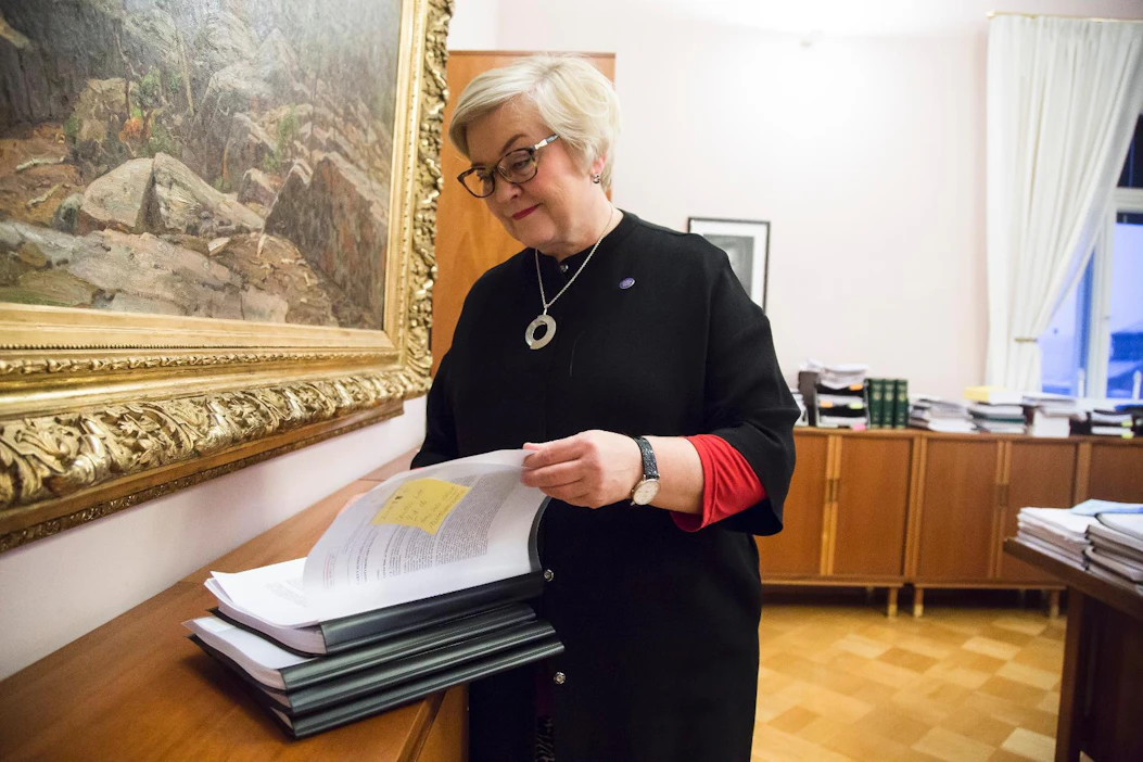 Kunta- ja uudistusministeri Anu Vehviläinen sanoo, että joulukuun aikana pitäisi valmistua loputkin maakuntauudistuksen liittyvät lainsääntöhankkeet.