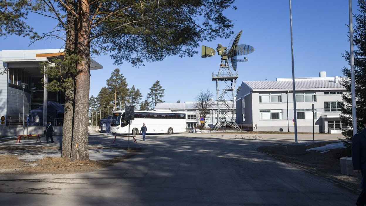 Jyväskylän Tikkakoski oli sotilastiedustelu-uutisoinnin keskiössä. Lehtikuva / Hannu Rainamo