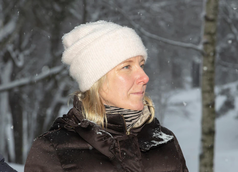 Heli Siitari on ekologiaan ja ympäristönhoitoon erikoistunut filosofian tohtori.