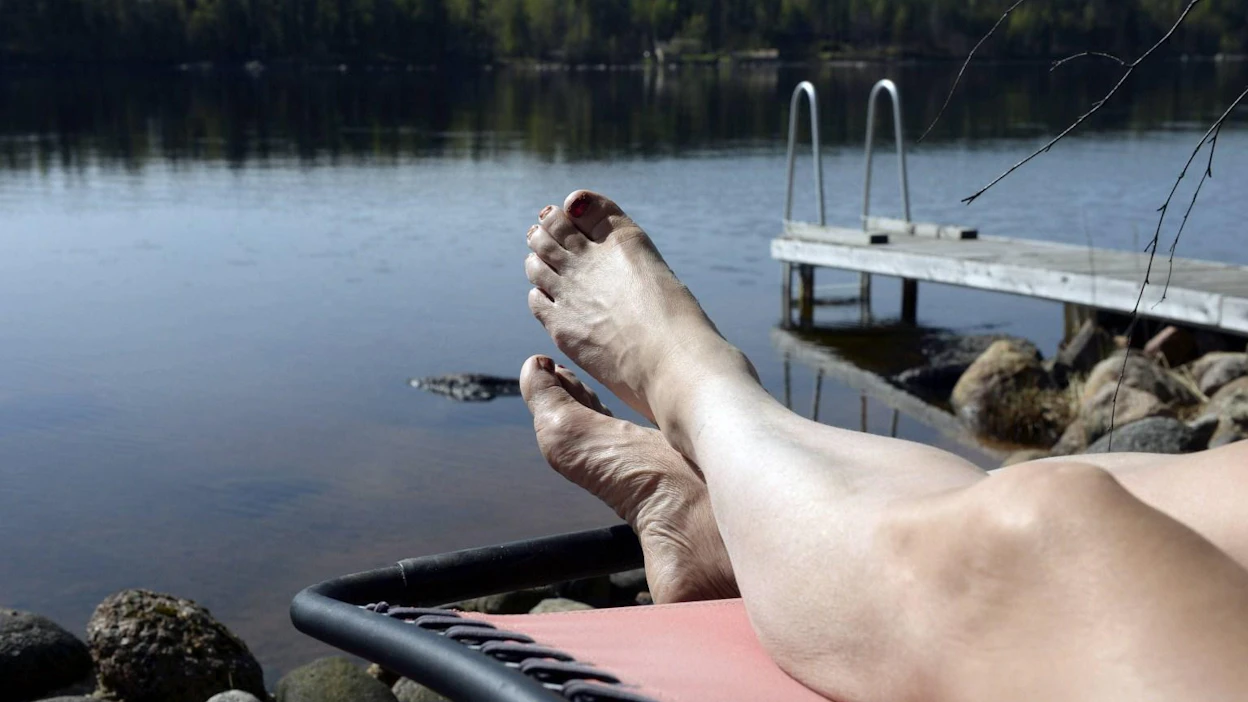 Loman voi pilkkoa osiin yhdessä sopimalla. Toimihenkilöliitto Erto korostaa, että tämä edellyttää, että työntekijäkin aidosti haluaa pitää lomansa useammassa osassa LEHTIKUVA / Jussi Nukari