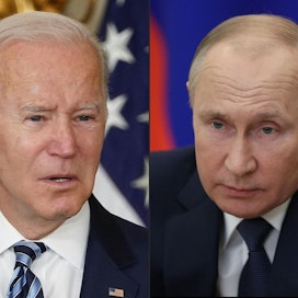 Yhdysvaltain presidentti Joe Biden (vas.) ja Venäjän presidentti Vladimir Putin ovat alustavasti hyväksyneet Ranskan presidentin Emmanuel Macronin ehdotuksen huippukokouksesta. LEHTIKUVA / AFP