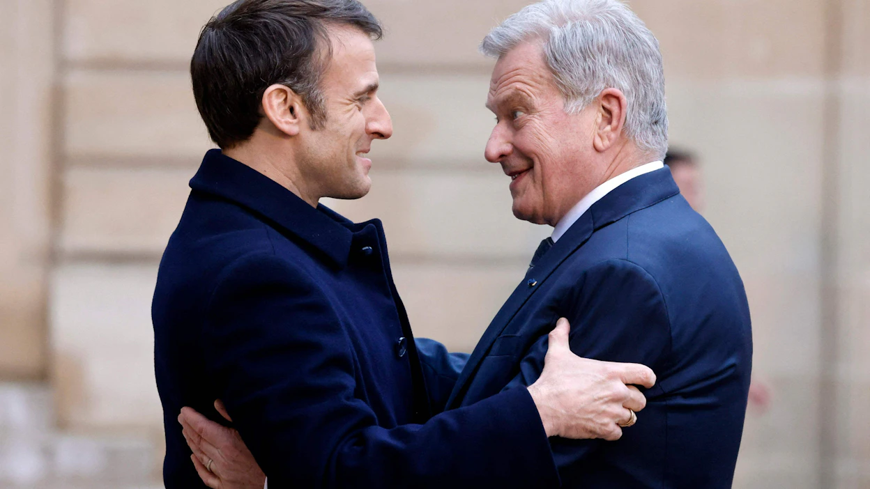 Kokousta isännöinyt Ranskan presidentti Emmanuel Macron sanoi, että Ukrainalle ollaan lähettämässä muun muassa pitkän- ja keskikantaman ohjuksia. LEHTIKUVA / AFP.