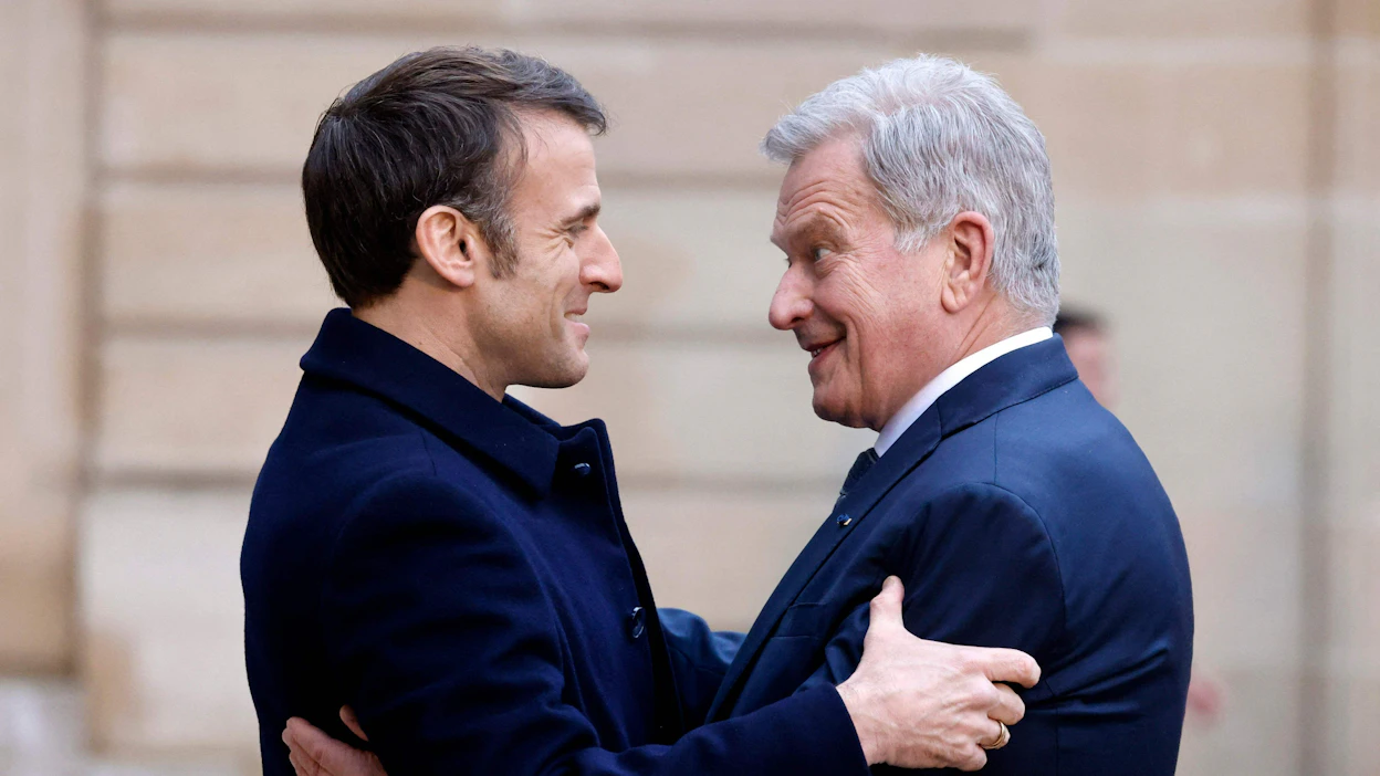 Kokousta isännöinyt Ranskan presidentti Emmanuel Macron sanoi, että Ukrainalle ollaan lähettämässä muun muassa pitkän- ja keskikantaman ohjuksia. LEHTIKUVA / AFP.
