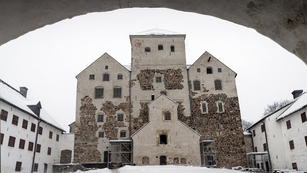 Turun linnaa alettiin rakentaa 1200-luvulla, kun Suomi liitettiin osaksi Ruotsia.